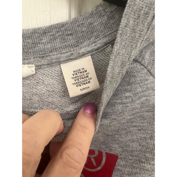 Levis Gray Crewneck Lightweight Sweatshirt With Red Logo Size Small Made Of Soft - Picture 3 of 8